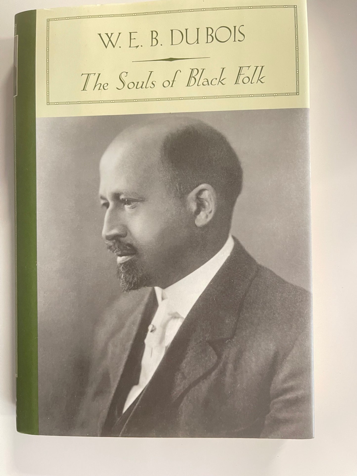 The Souls of Black Folk - W.E.B. Dubois 2003